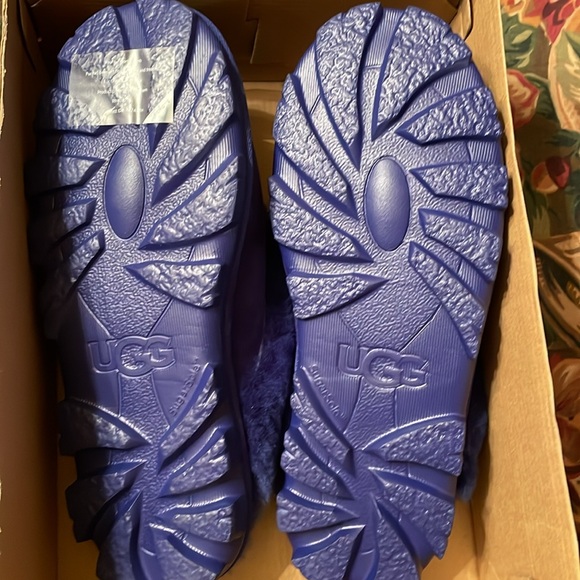 Ugg coquette royal blue slippers size 9 new - Picture 2 of 6